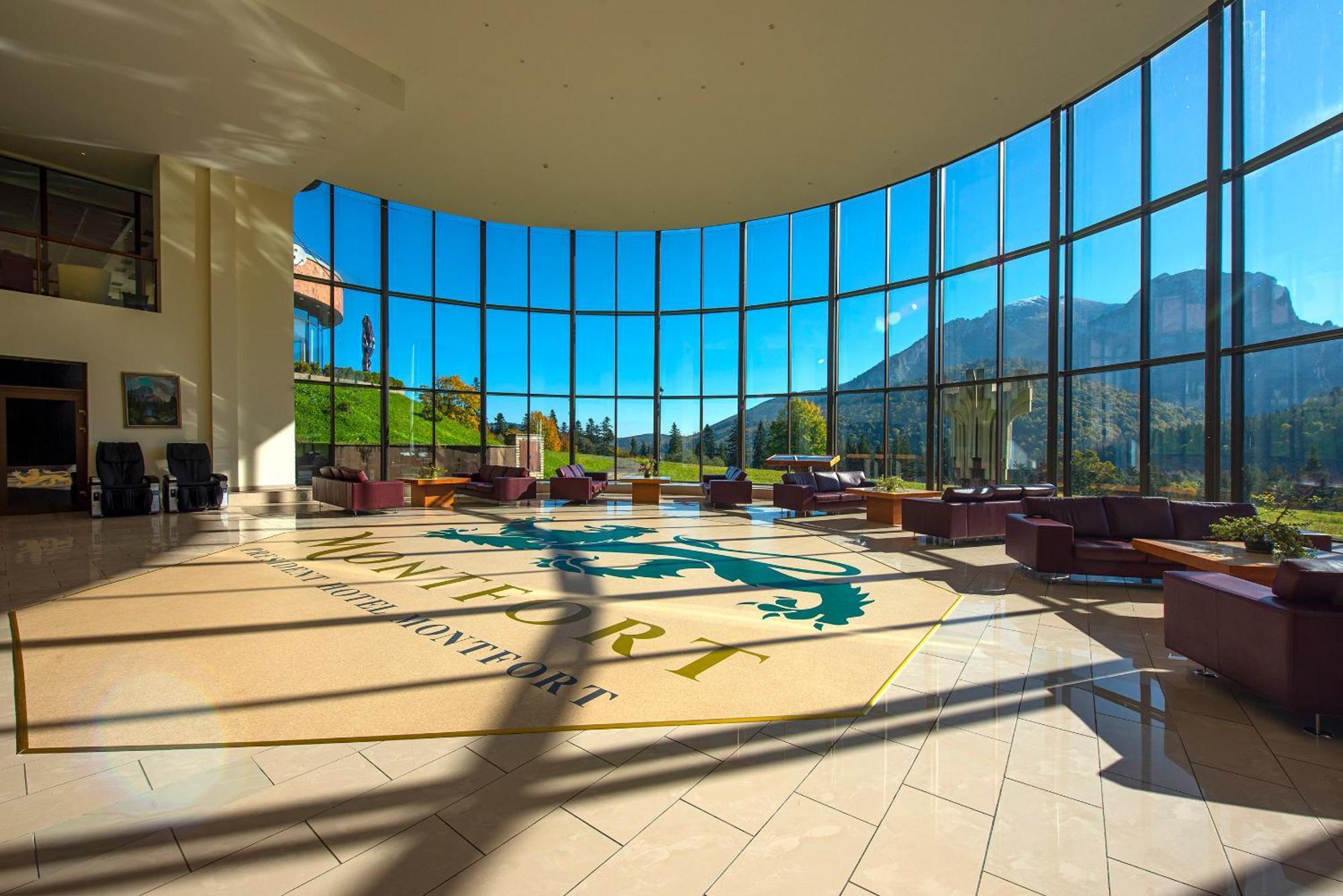 President Montfort Hotel 4*